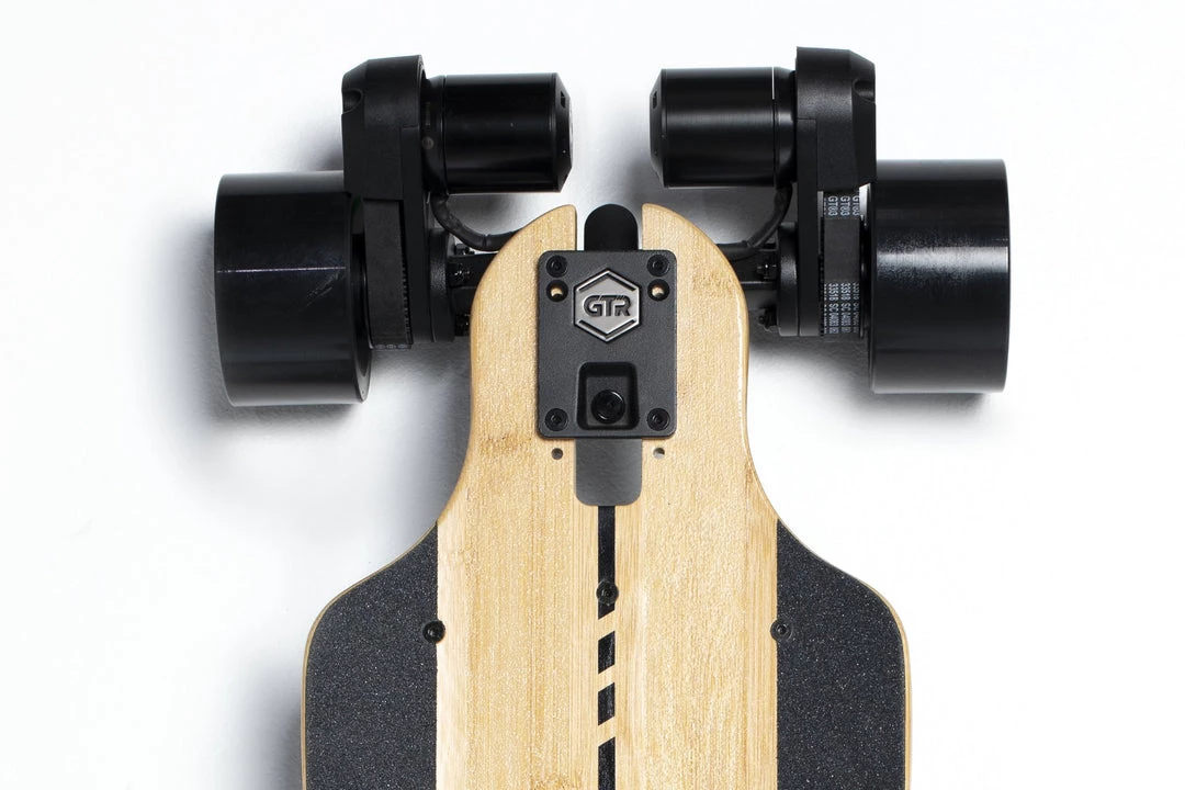 E-Boards Evolve GTR Bamboo Street E-Skateboard 12 E-Boards Evolve GTR Bamboo Street E-Skateboard