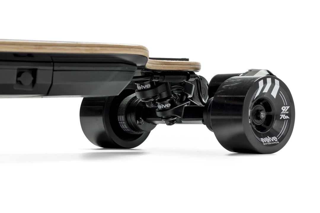 E-Boards Evolve GTR Bamboo Street E-Skateboard 11 E-Boards Evolve GTR Bamboo Street E-Skateboard