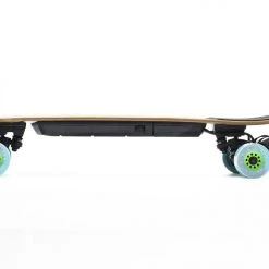 E-Boards Evolve Stoke E-Skateboard