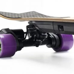 E-Boards Evolve Stoke E-Skateboard