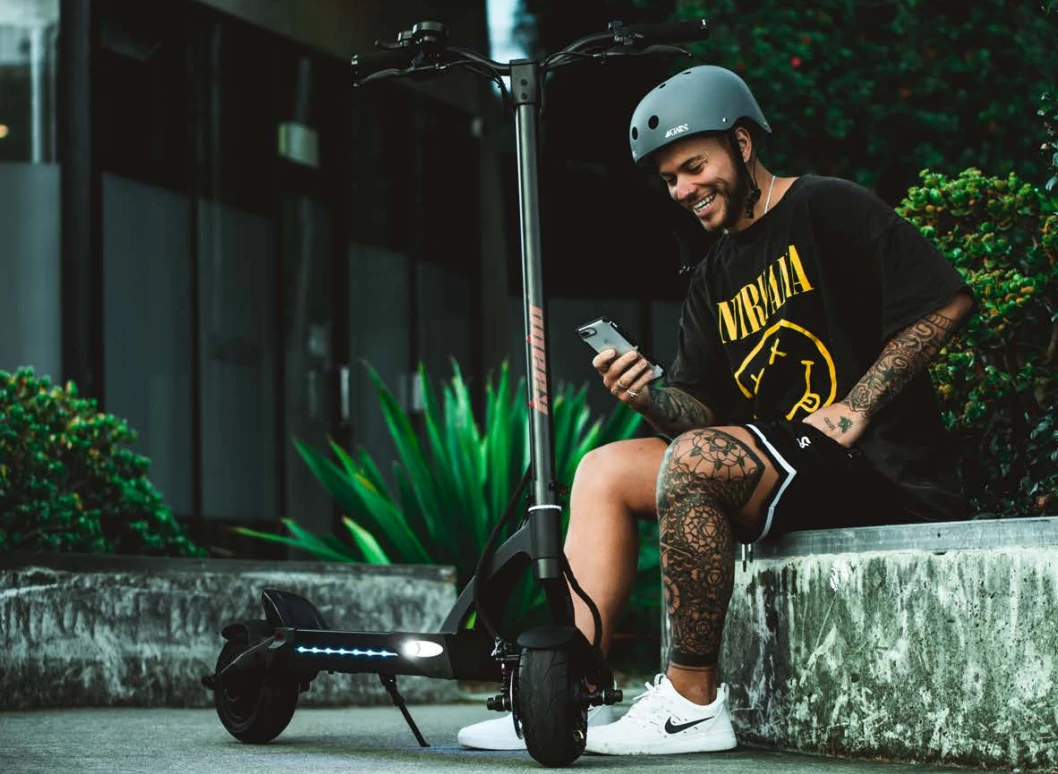 Kaabo Mantis 8 Solo Single Motor Electric Scooter 13 Kaabo Mantis 8 Solo Single Motor Electric Scooter