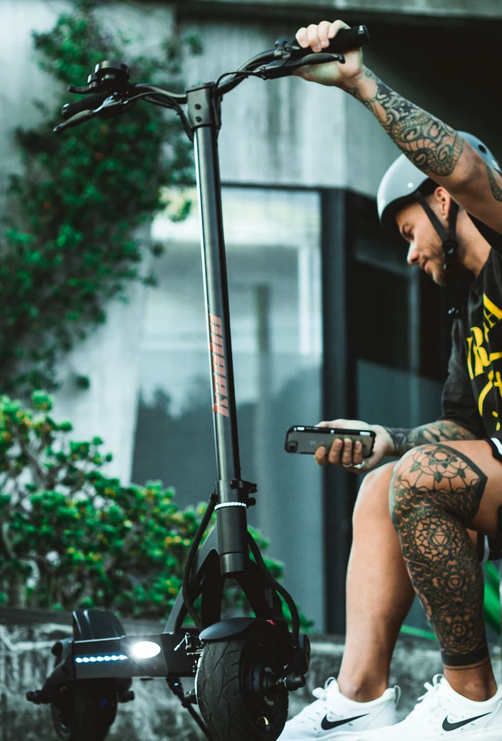 Kaabo Mantis 8 Solo Single Motor Electric Scooter 12 Kaabo Mantis 8 Solo Single Motor Electric Scooter