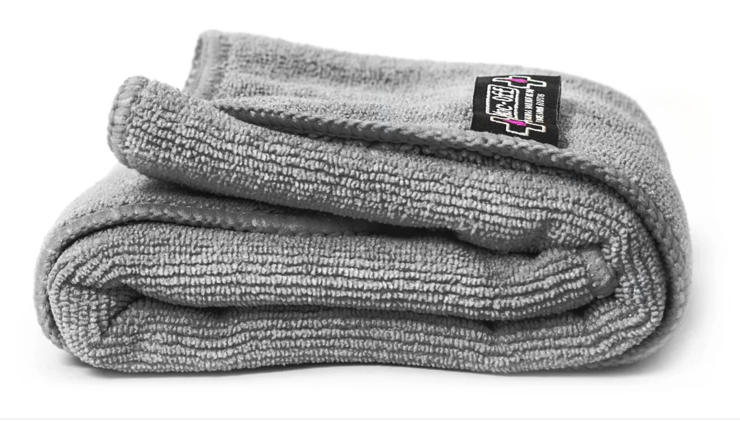 Muc-Off Micro Fibre Polishing Cloth 4 Muc-Off Micro Fibre Polishing Cloth