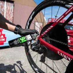 Muc-Off MO-94 Multi-Use Spray 400ml 12 Muc-Off MO-94 Multi-Use Spray 400ml